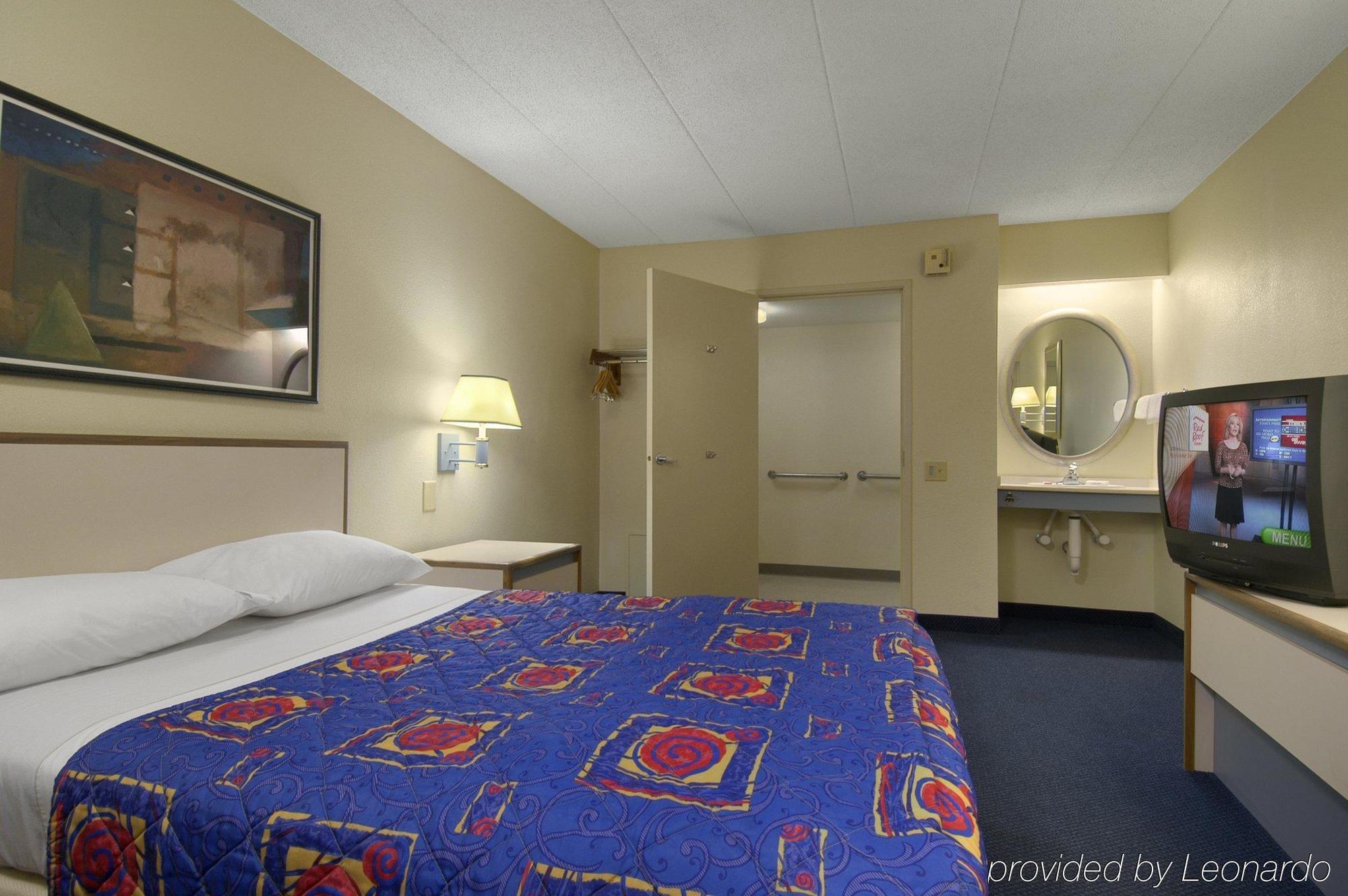 Red Roof Inn Columbus East- Reynoldsburg Brice Habitación foto